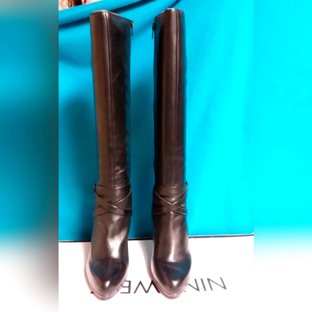 High heel boots